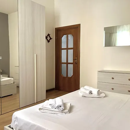 Isalle House شقة